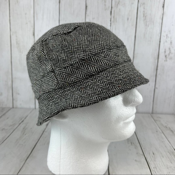 J. Crew Tweed Wool Blend Black White Herringbone Bucket Hat Size Small-Medium